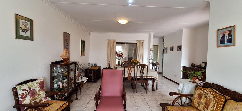 3 Bedroom Property for Sale in Fraaiuitsig Western Cape